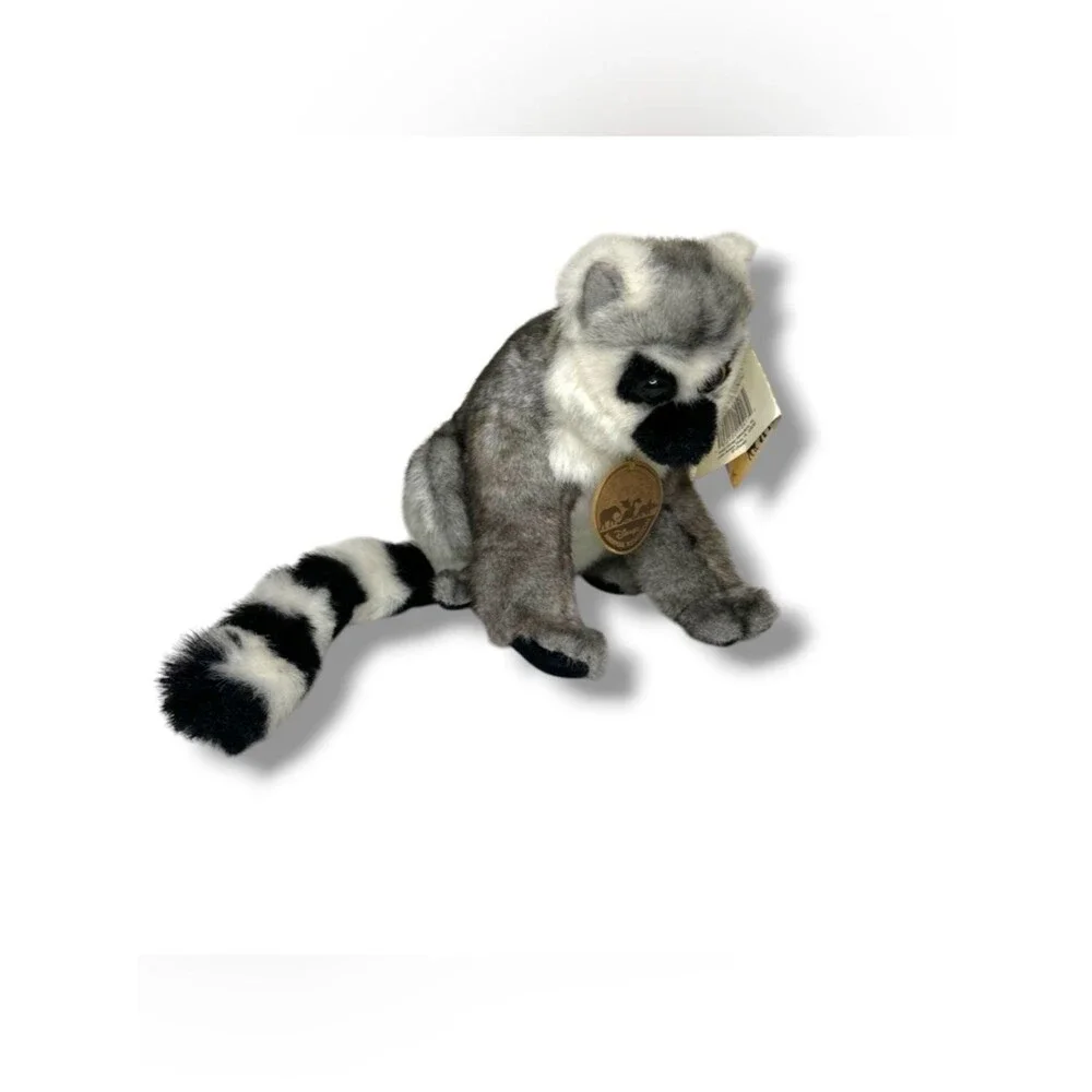 Vintage Disney Animal Kingdom Ring Tailed Lemur Plush Stuffed Animal Retired Tag